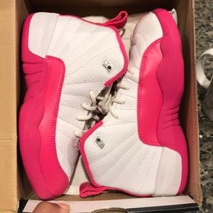 Jordan 12 Valentine edition